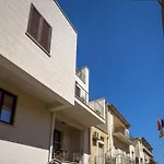 La Di Tyche